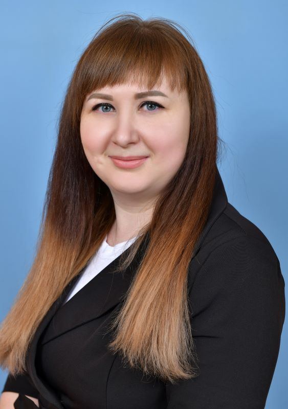 Воспитатель высшей категории Белова Марина Вячеславовна.